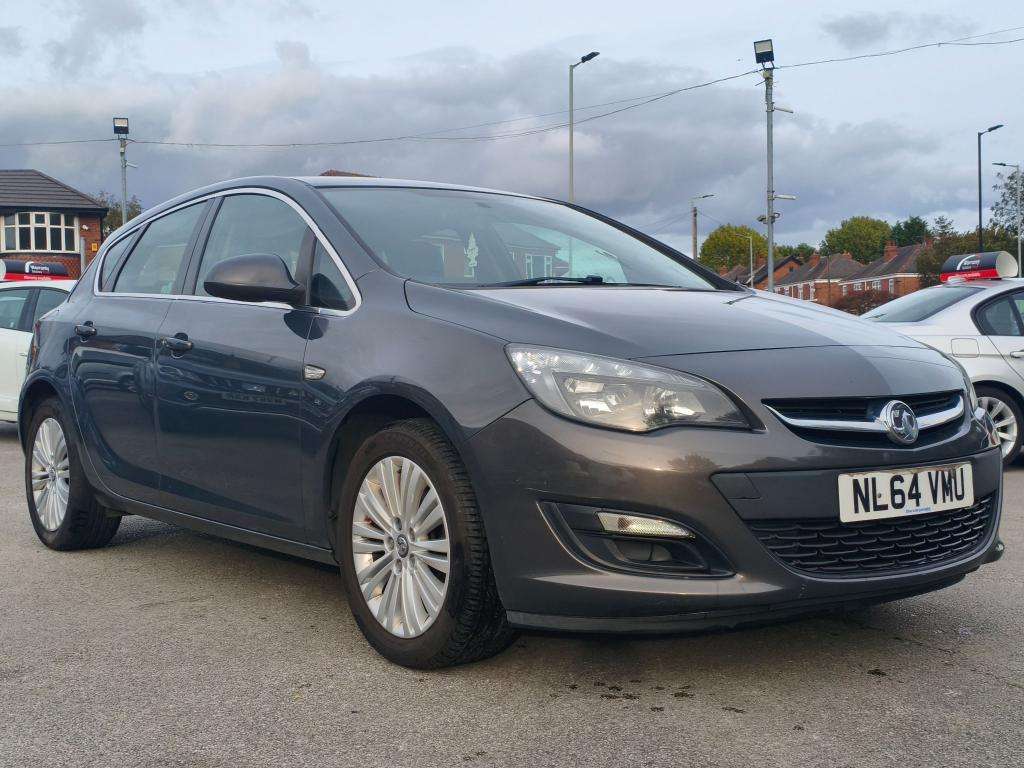 A 2014 VAUXHALL ASTRA 2014 Vauxhall Astra Excite 1.6 CDTi Ecoflex - Dies A 2014 VAUXHALL ASTRA 2014 Vauxhall Astra Excite 1.6 CDTi Ecoflex - Dies