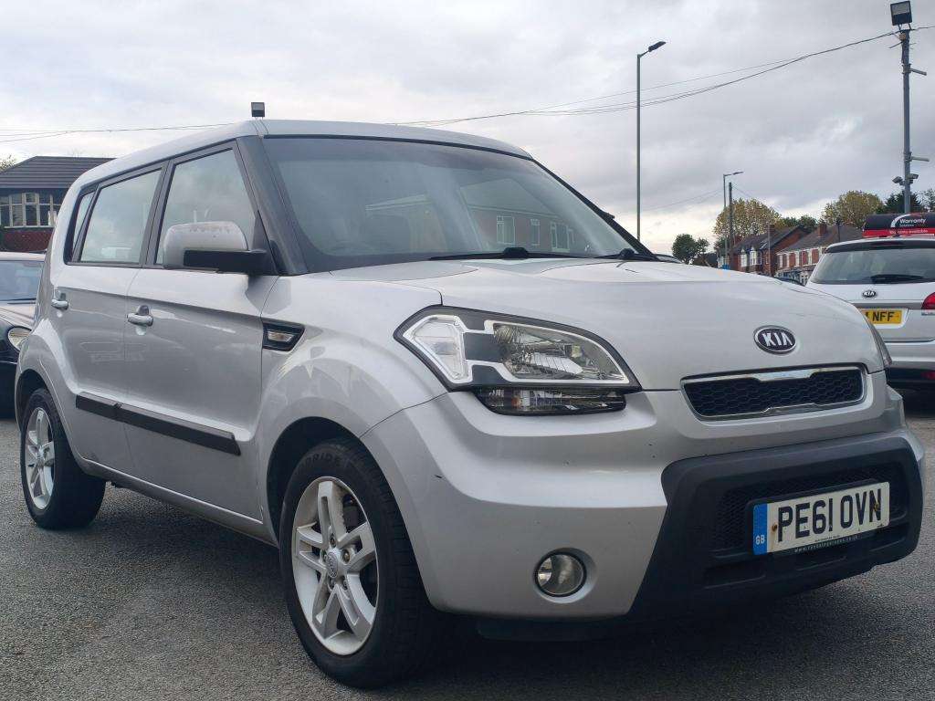 A 2011 KIA SOUL 2 Crdi | Diesel | Manual | SUV | Silver A 2011 KIA SOUL 2 Crdi | Diesel | Manual | SUV | Silver