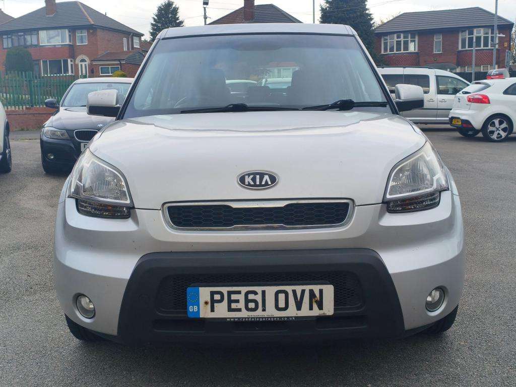 A 2011 KIA SOUL 2 Crdi | Diesel | Manual | SUV | Silver A 2011 KIA SOUL 2 Crdi | Diesel | Manual | SUV | Silver