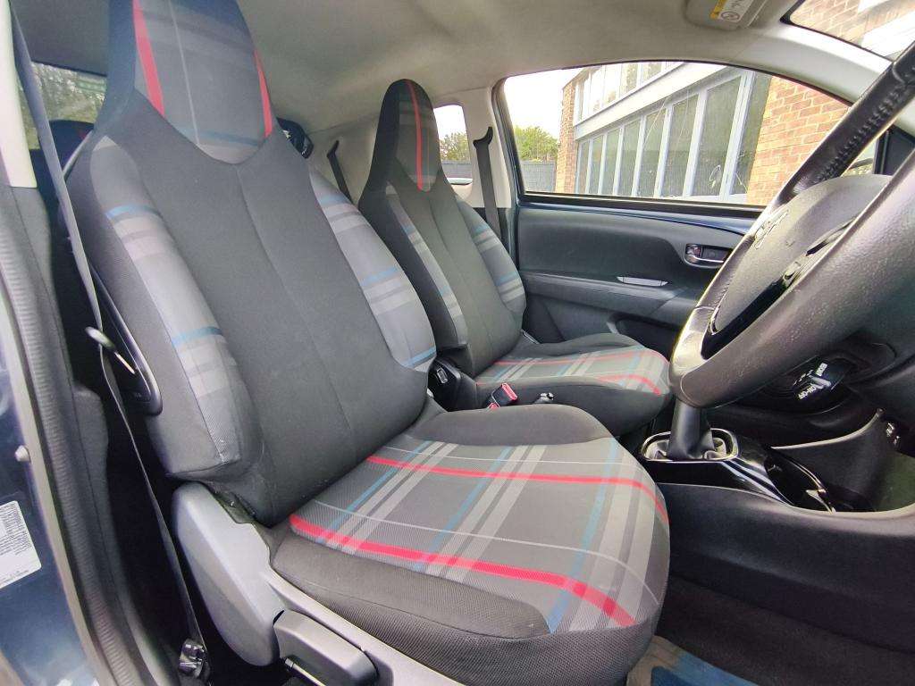 2014 PEUGEOT 108 2014 PEUGEOT 108