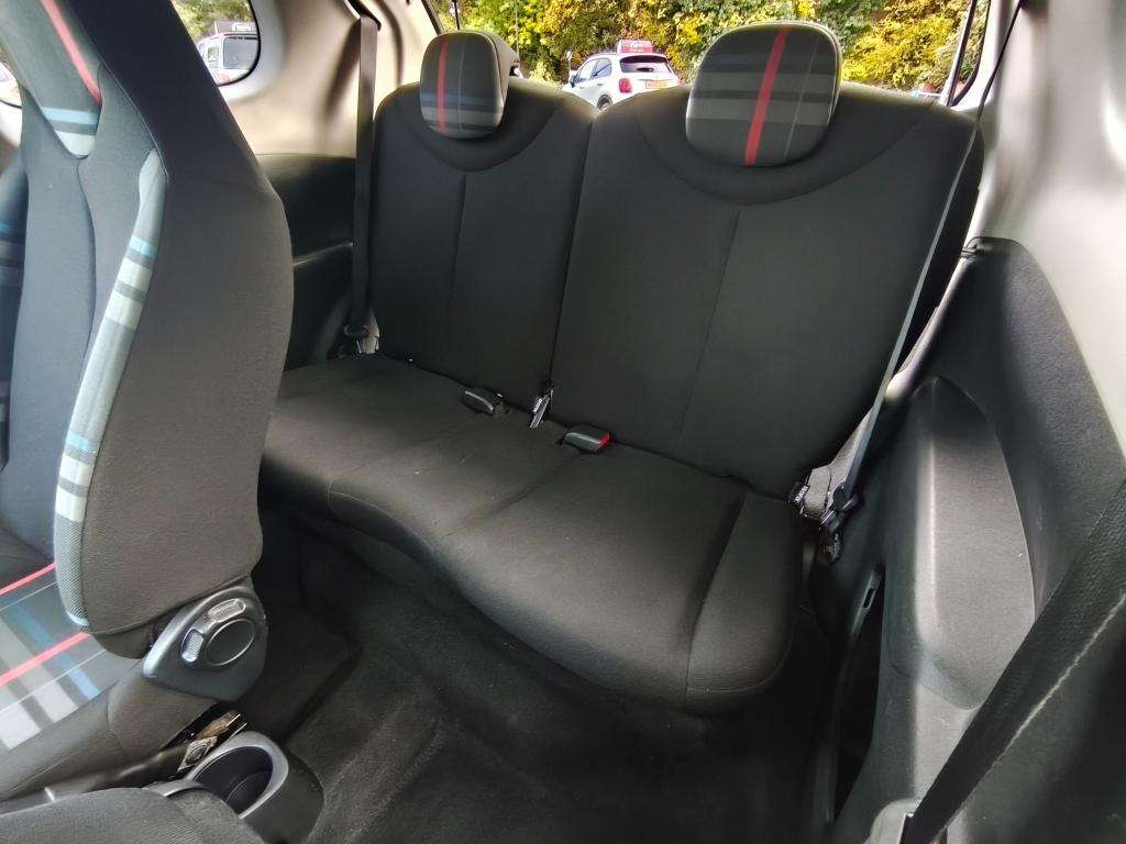 2014 PEUGEOT 108 2014 PEUGEOT 108