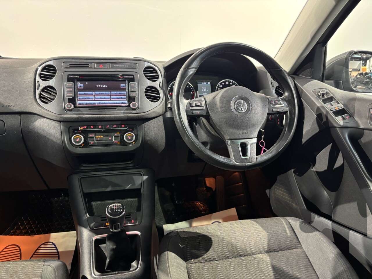 2012 VOLKSWAGEN TIGUAN 2012 VOLKSWAGEN TIGUAN