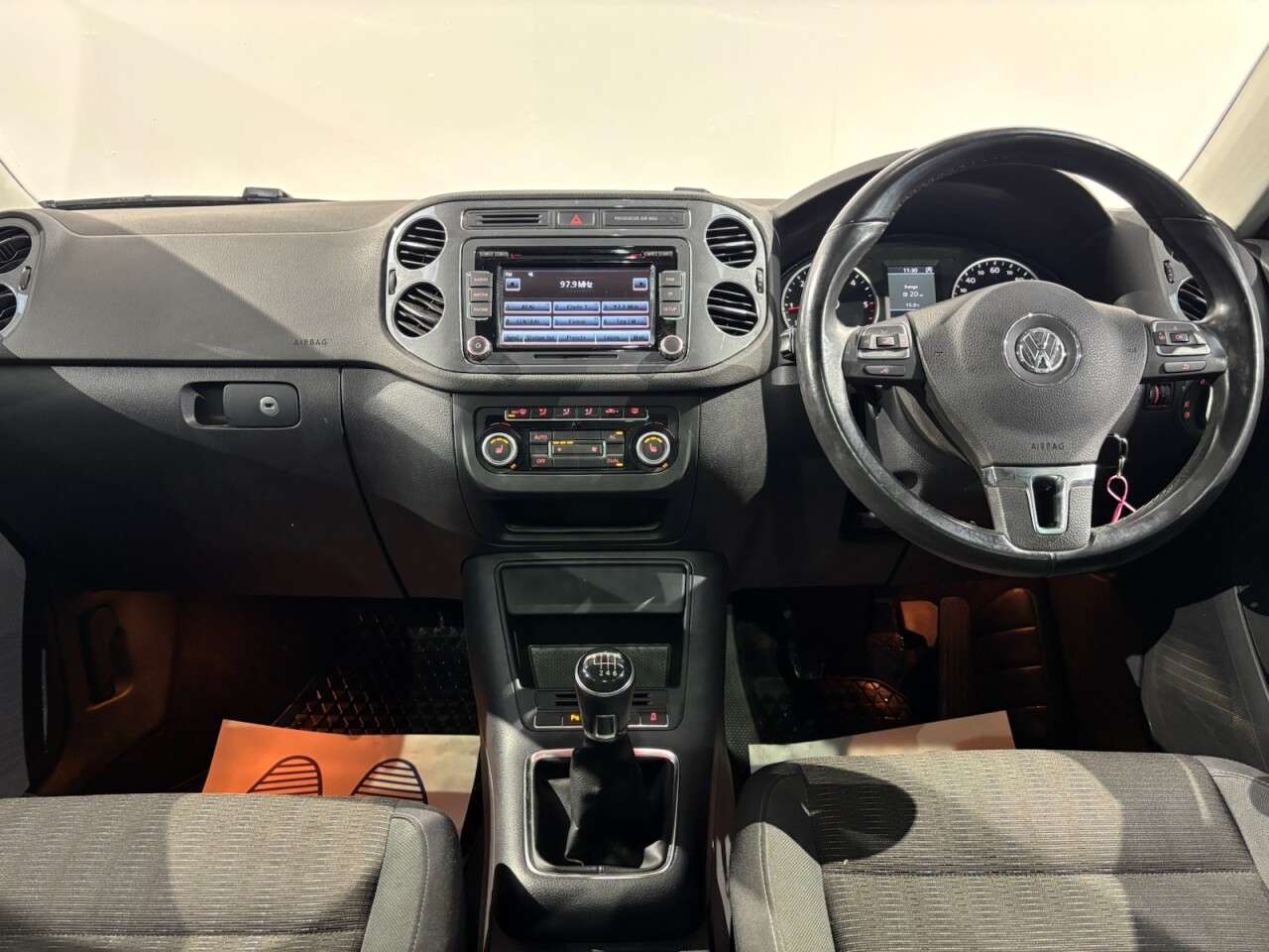 2012 VOLKSWAGEN TIGUAN 2012 VOLKSWAGEN TIGUAN