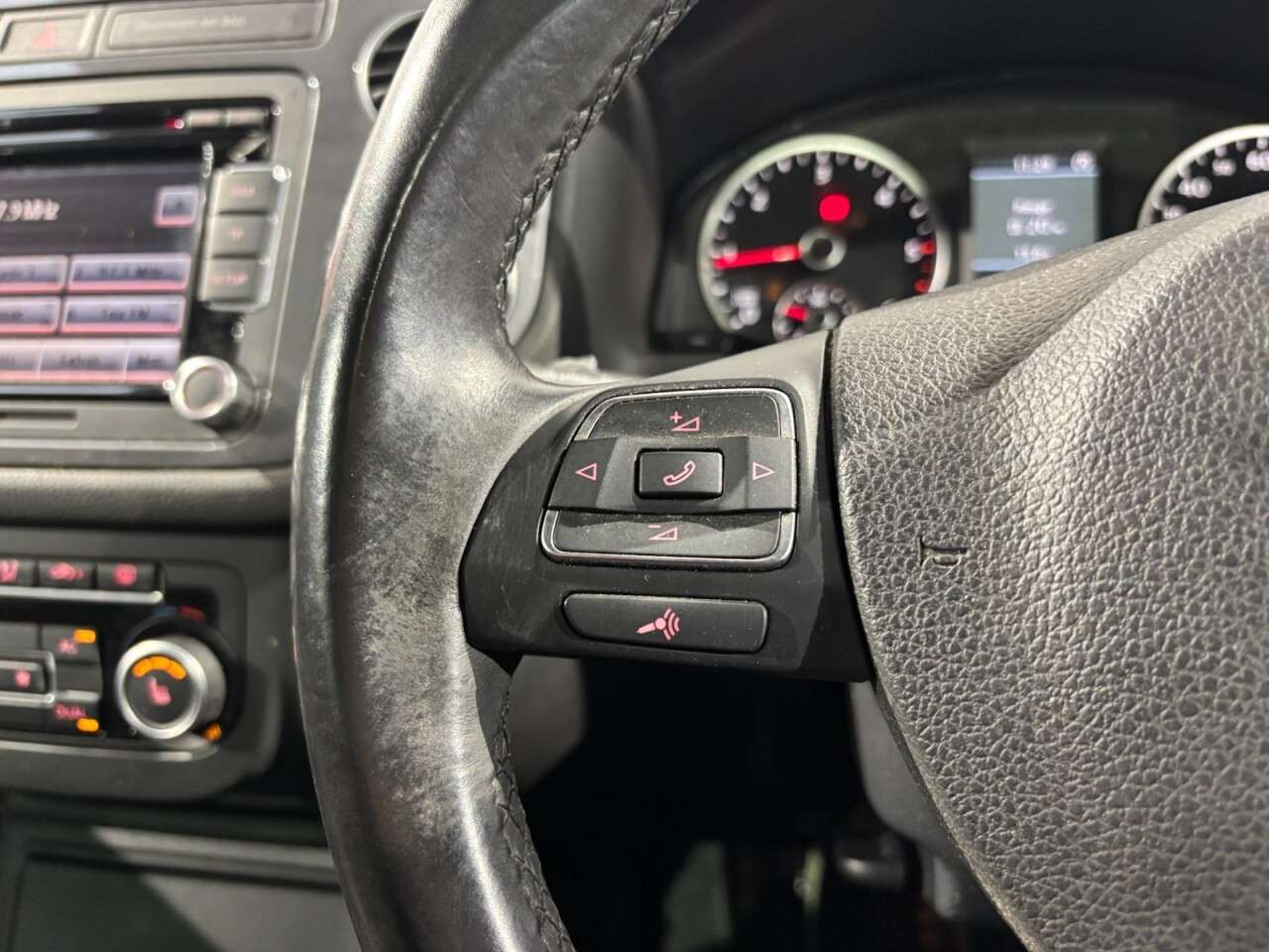 2012 VOLKSWAGEN TIGUAN 2012 VOLKSWAGEN TIGUAN