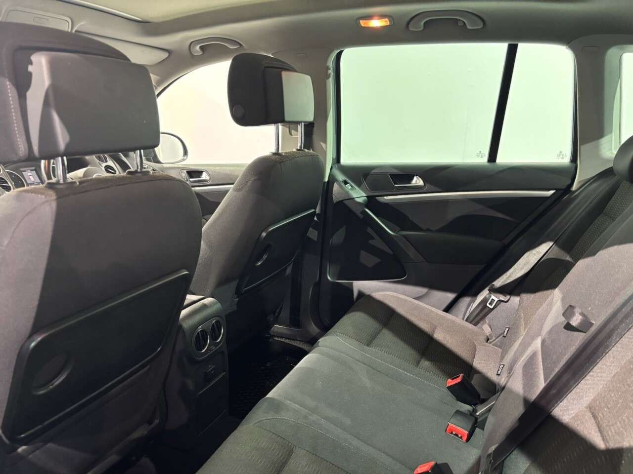 2012 VOLKSWAGEN TIGUAN 2012 VOLKSWAGEN TIGUAN