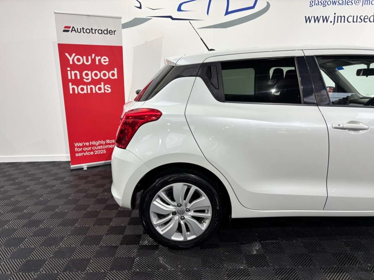 2017 SUZUKI SWIFT 2017 SUZUKI SWIFT