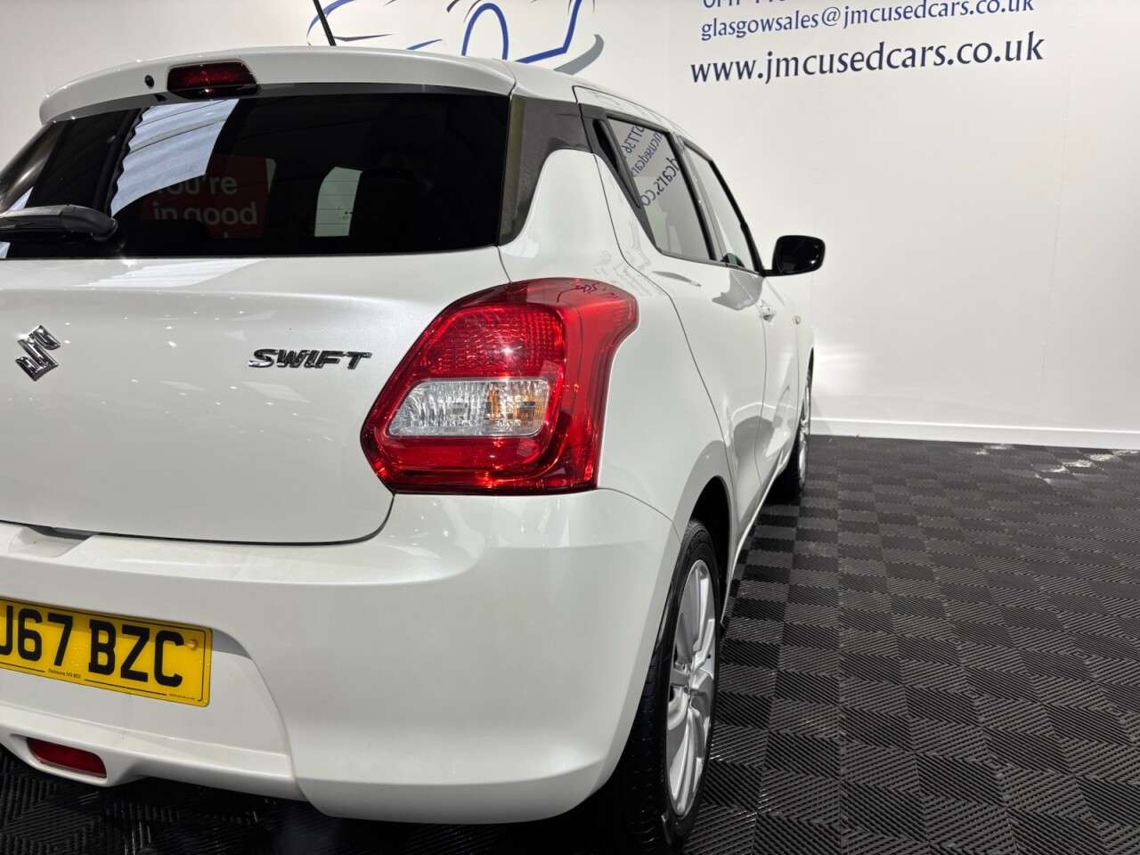 2017 SUZUKI SWIFT 2017 SUZUKI SWIFT