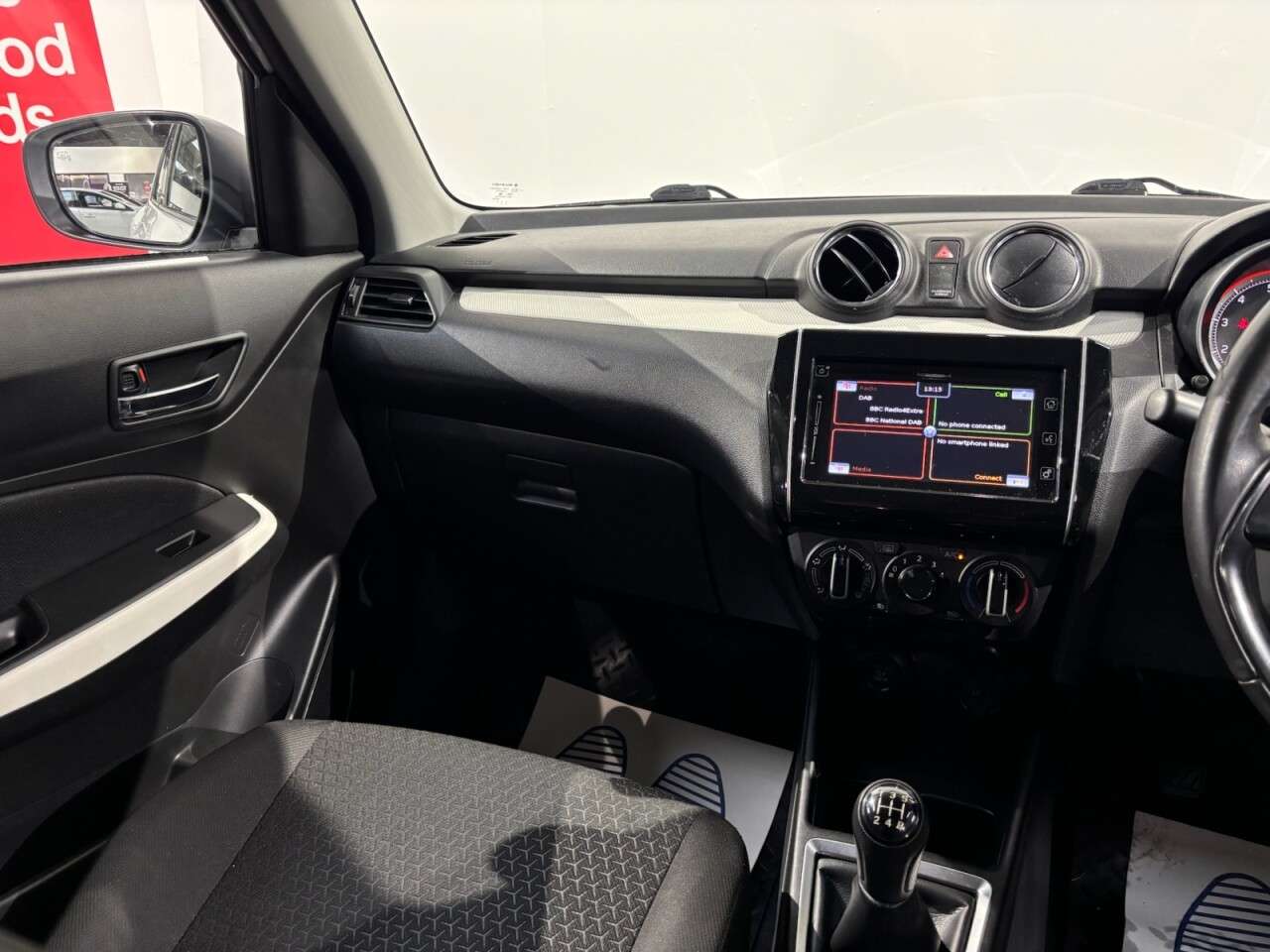 2017 SUZUKI SWIFT 2017 SUZUKI SWIFT