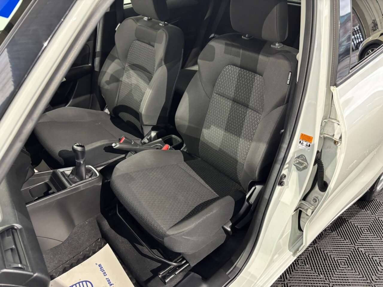 2017 SUZUKI SWIFT 2017 SUZUKI SWIFT