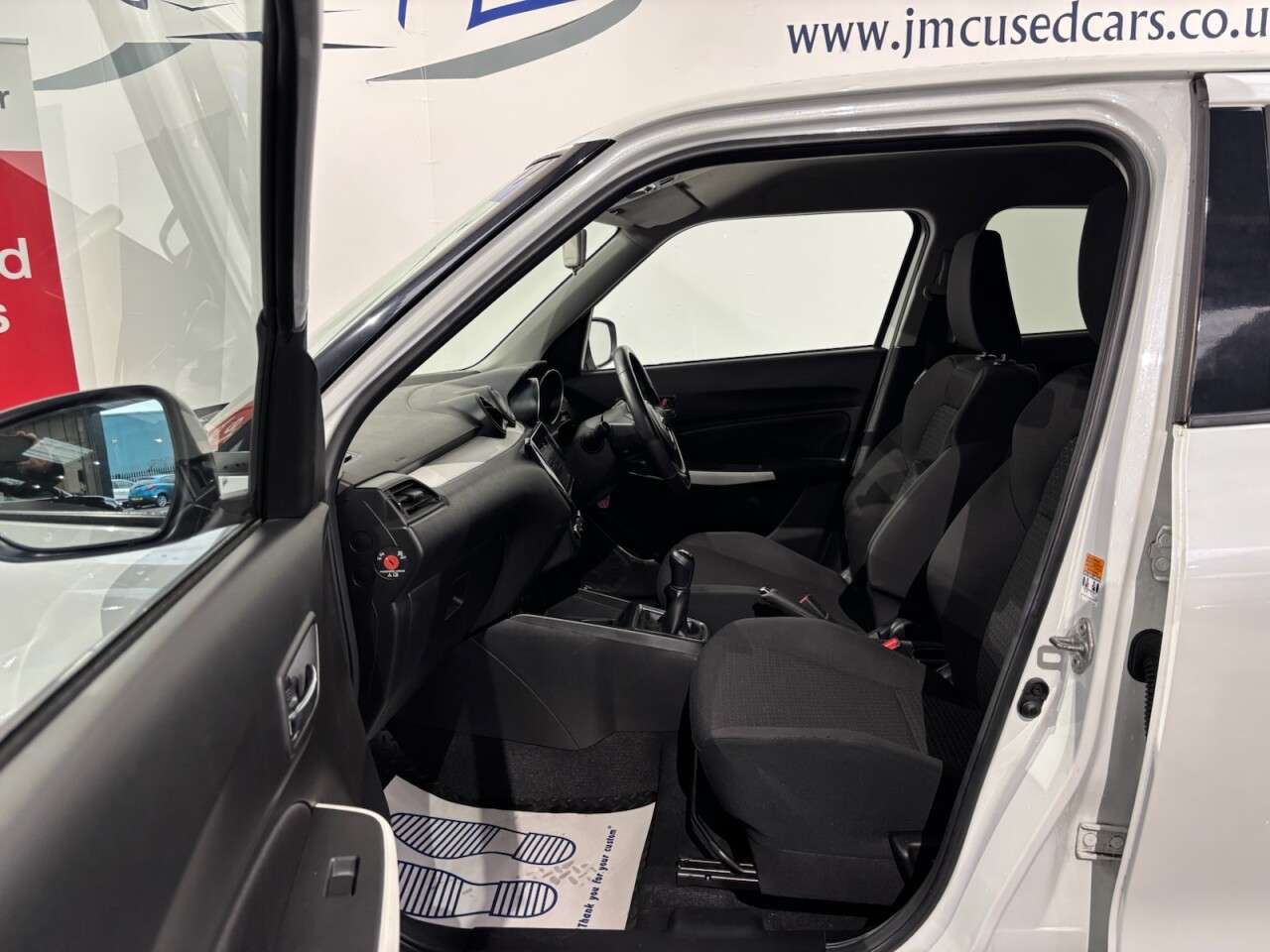 2017 SUZUKI SWIFT 2017 SUZUKI SWIFT