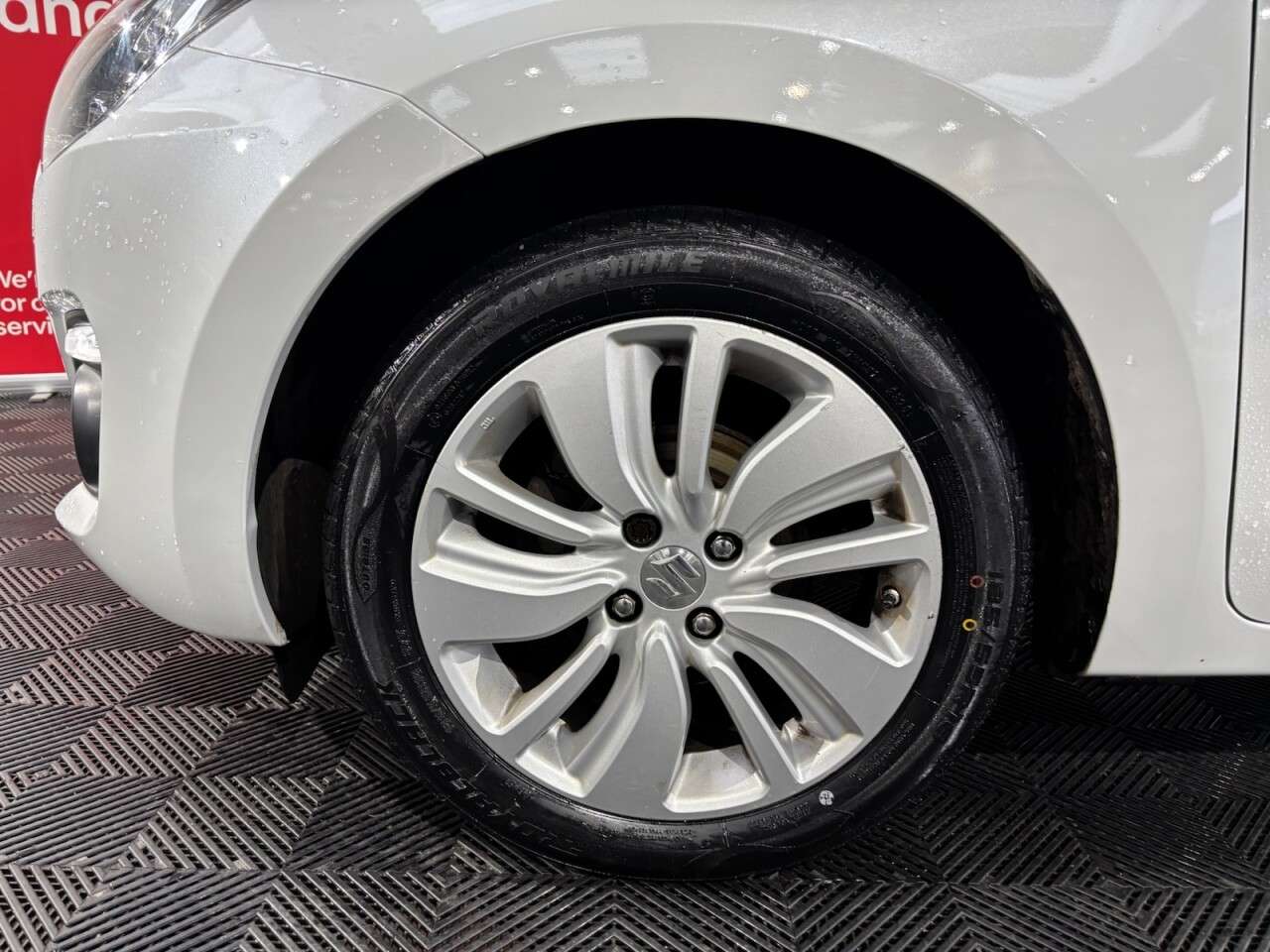 2017 SUZUKI SWIFT 2017 SUZUKI SWIFT