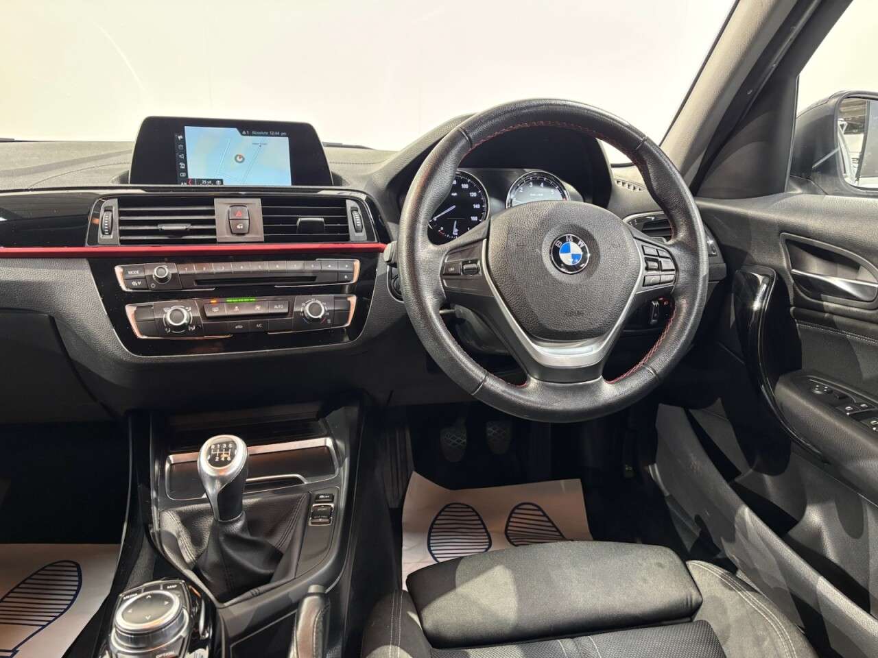 2018 BMW 1 SERIES 2018 BMW 1 SERIES