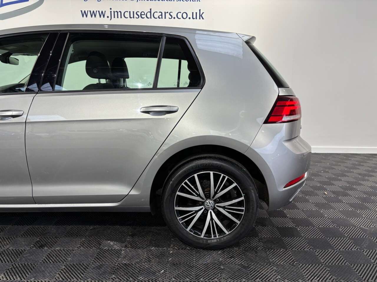 2017 VOLKSWAGEN GOLF 2017 VOLKSWAGEN GOLF