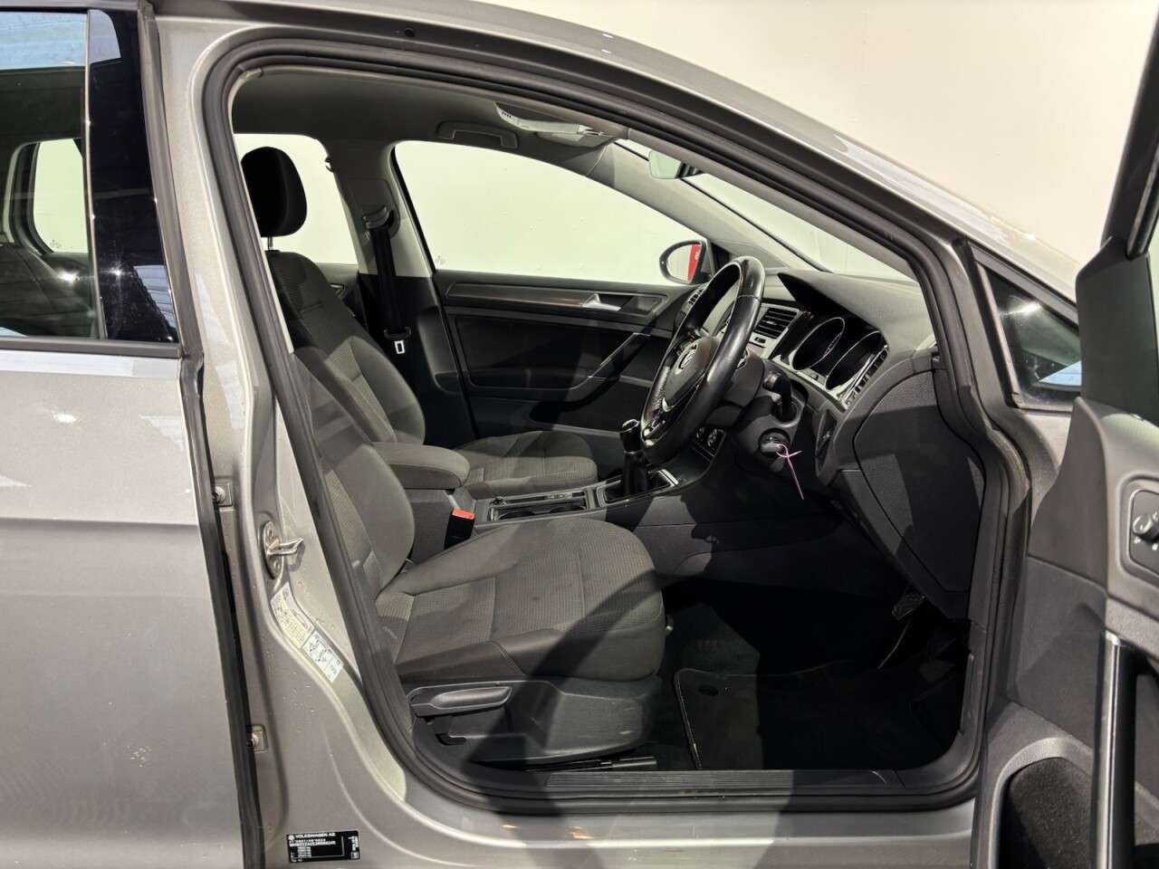 2017 VOLKSWAGEN GOLF 2017 VOLKSWAGEN GOLF