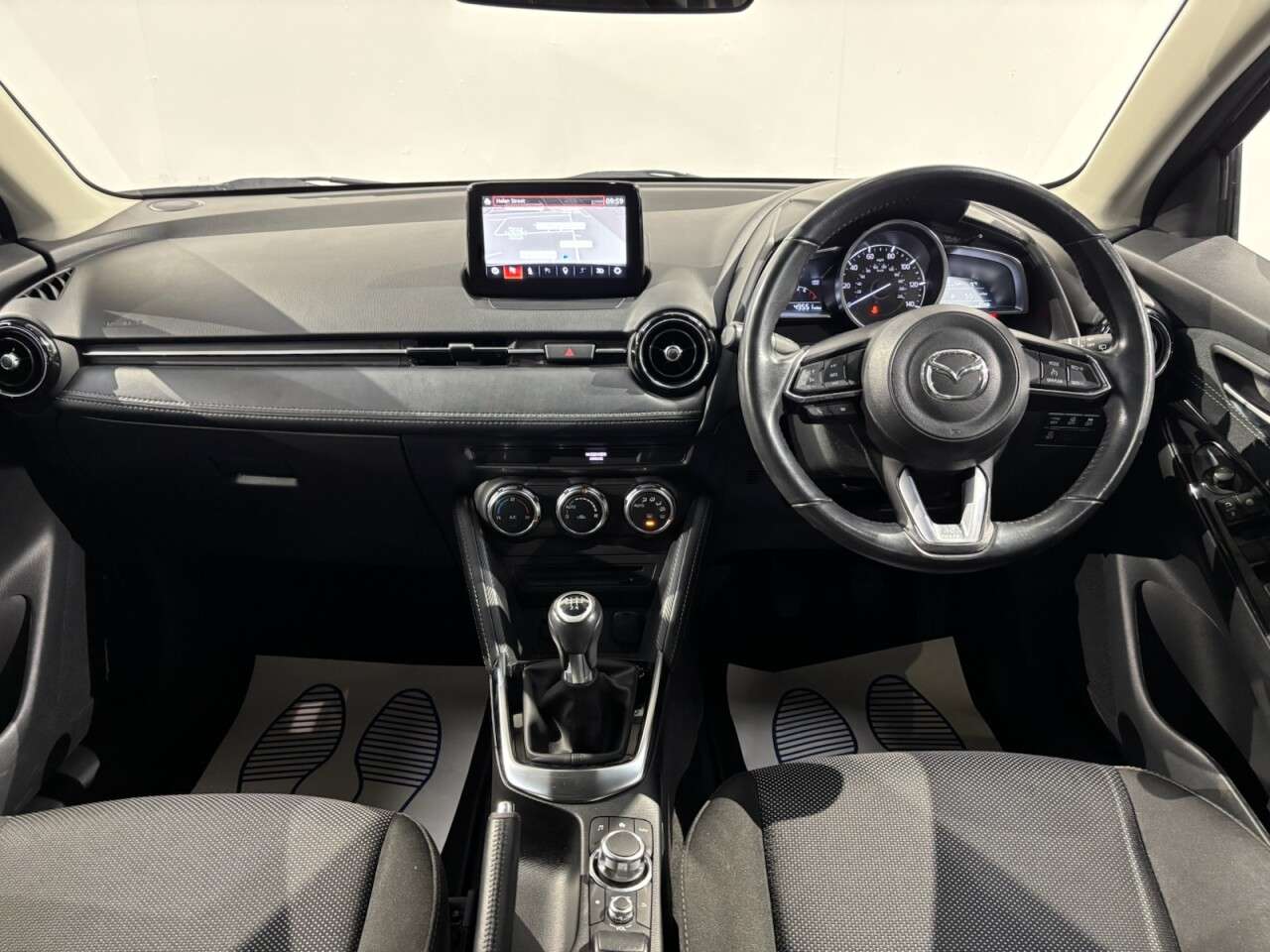 2019 MAZDA MAZDA2 2019 MAZDA MAZDA2