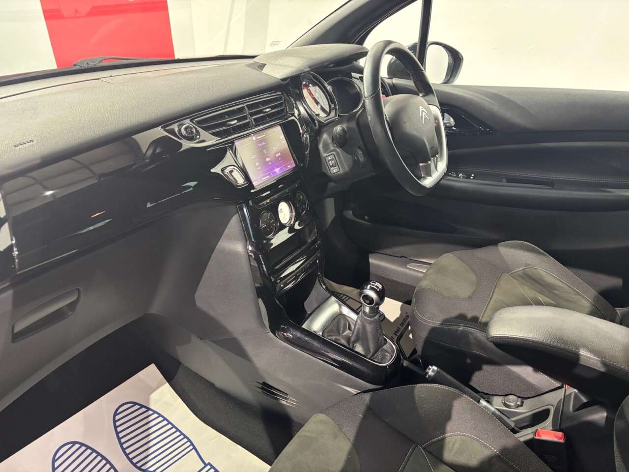 2016 DS AUTOMOBILES DS 3 2016 DS AUTOMOBILES DS 3