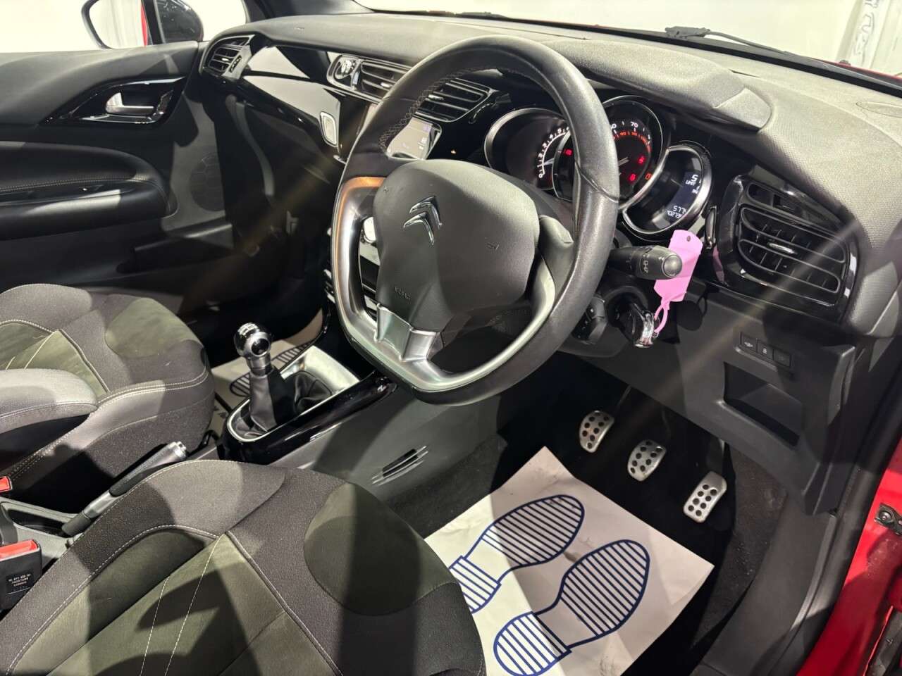 2016 DS AUTOMOBILES DS 3 2016 DS AUTOMOBILES DS 3