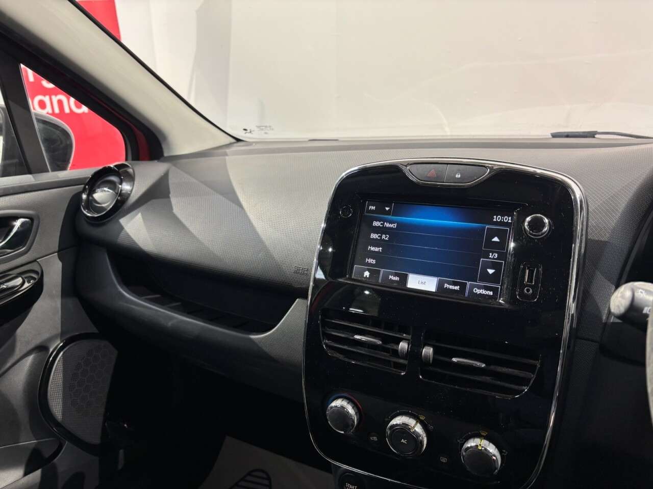 2014 RENAULT CLIO 2014 RENAULT CLIO