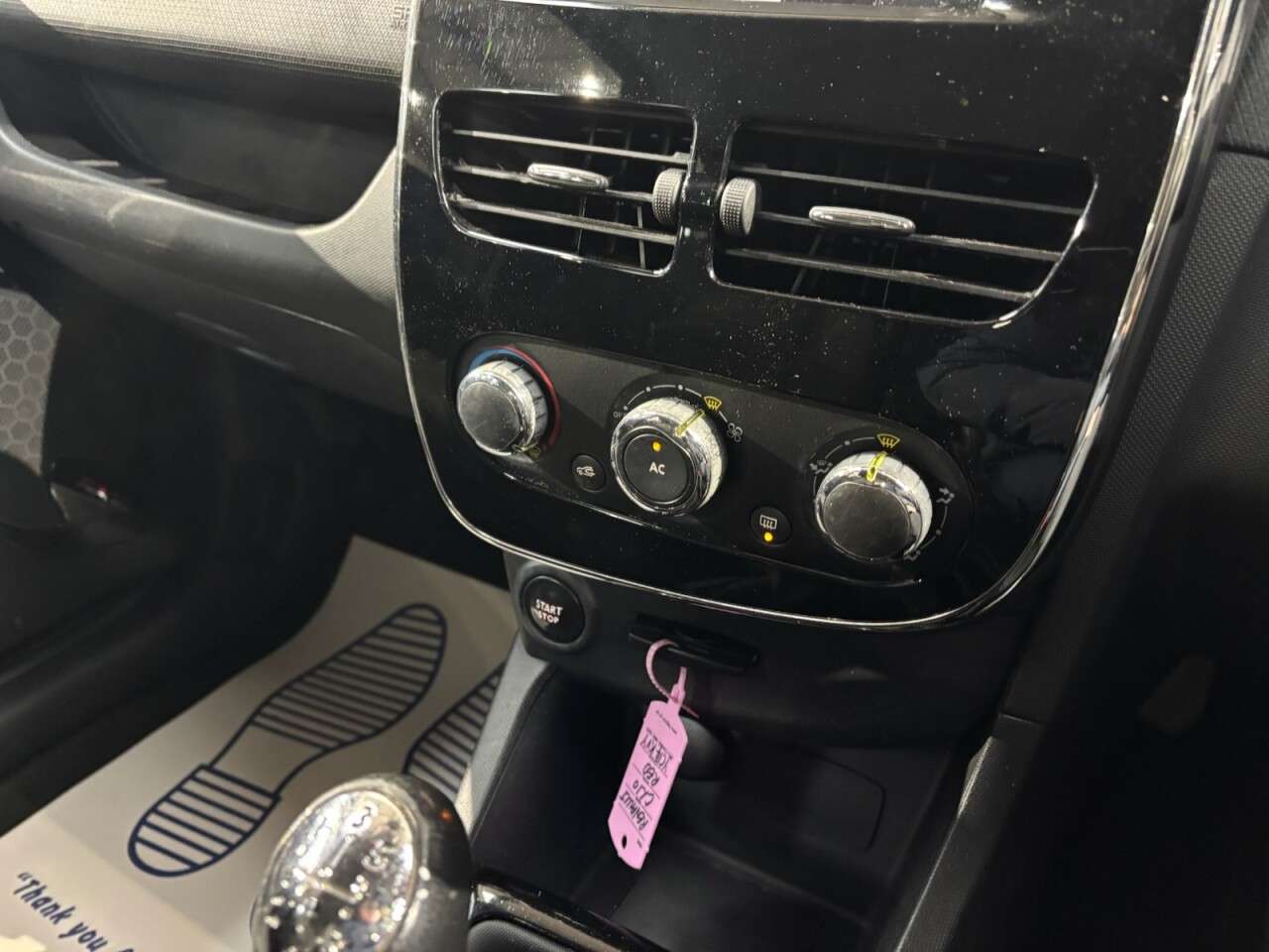 2014 RENAULT CLIO 2014 RENAULT CLIO