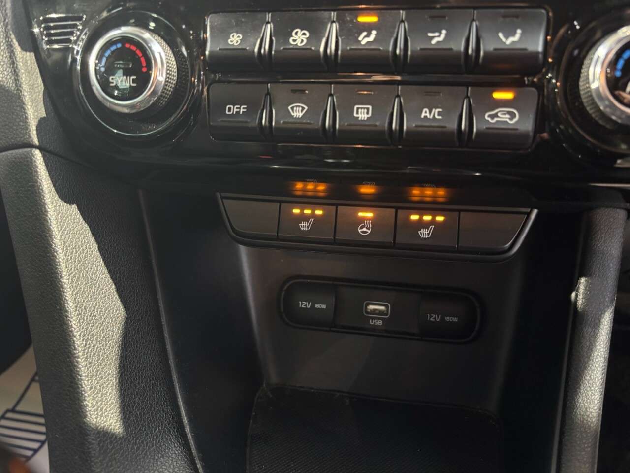 2018 KIA SPORTAGE 2018 KIA SPORTAGE