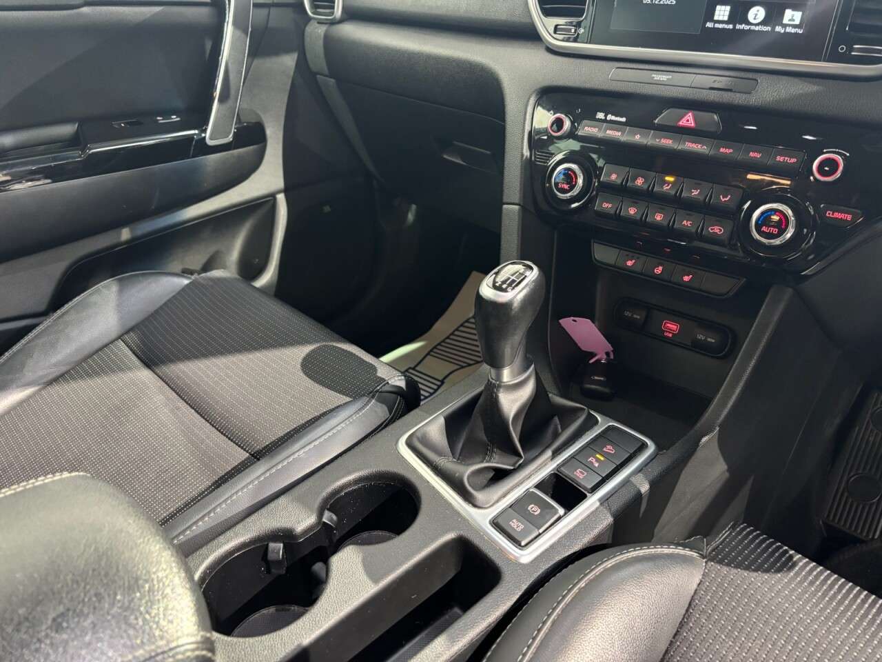 2018 KIA SPORTAGE 2018 KIA SPORTAGE