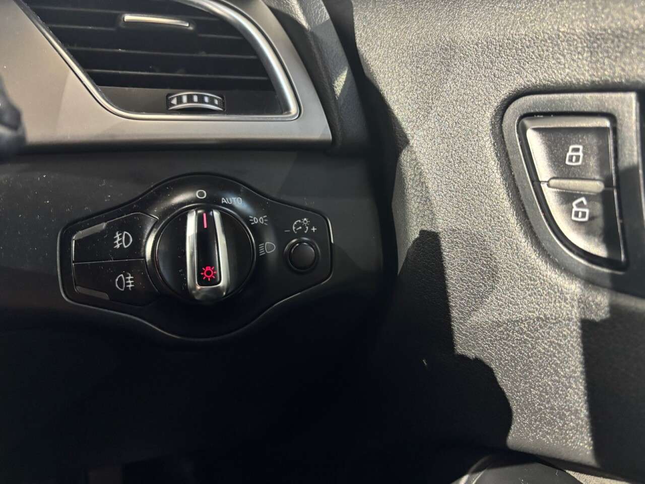 2012 AUDI A4 2012 AUDI A4