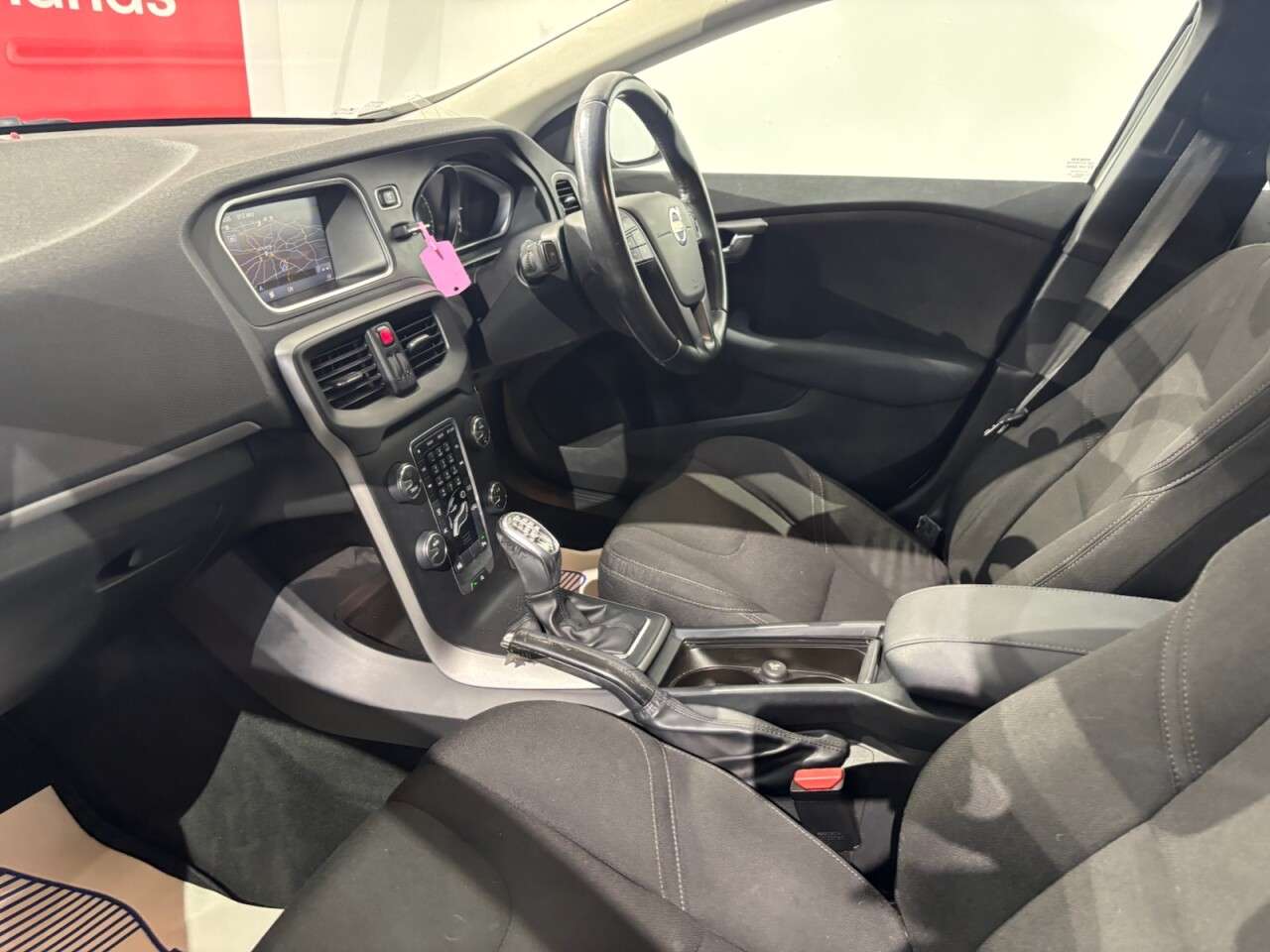 2012 VOLVO V40 2012 VOLVO V40