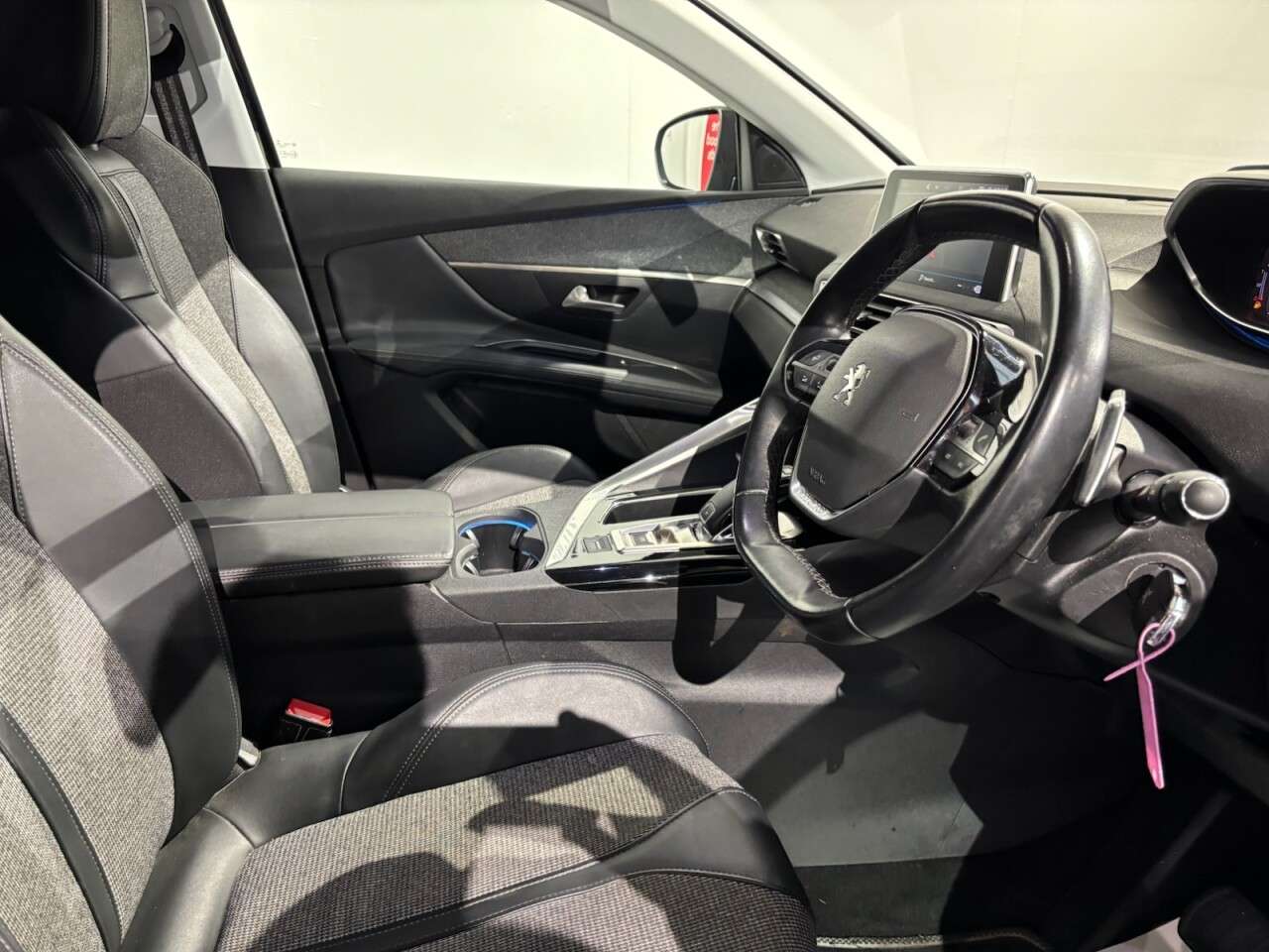 2019 PEUGEOT 3008 2019 PEUGEOT 3008