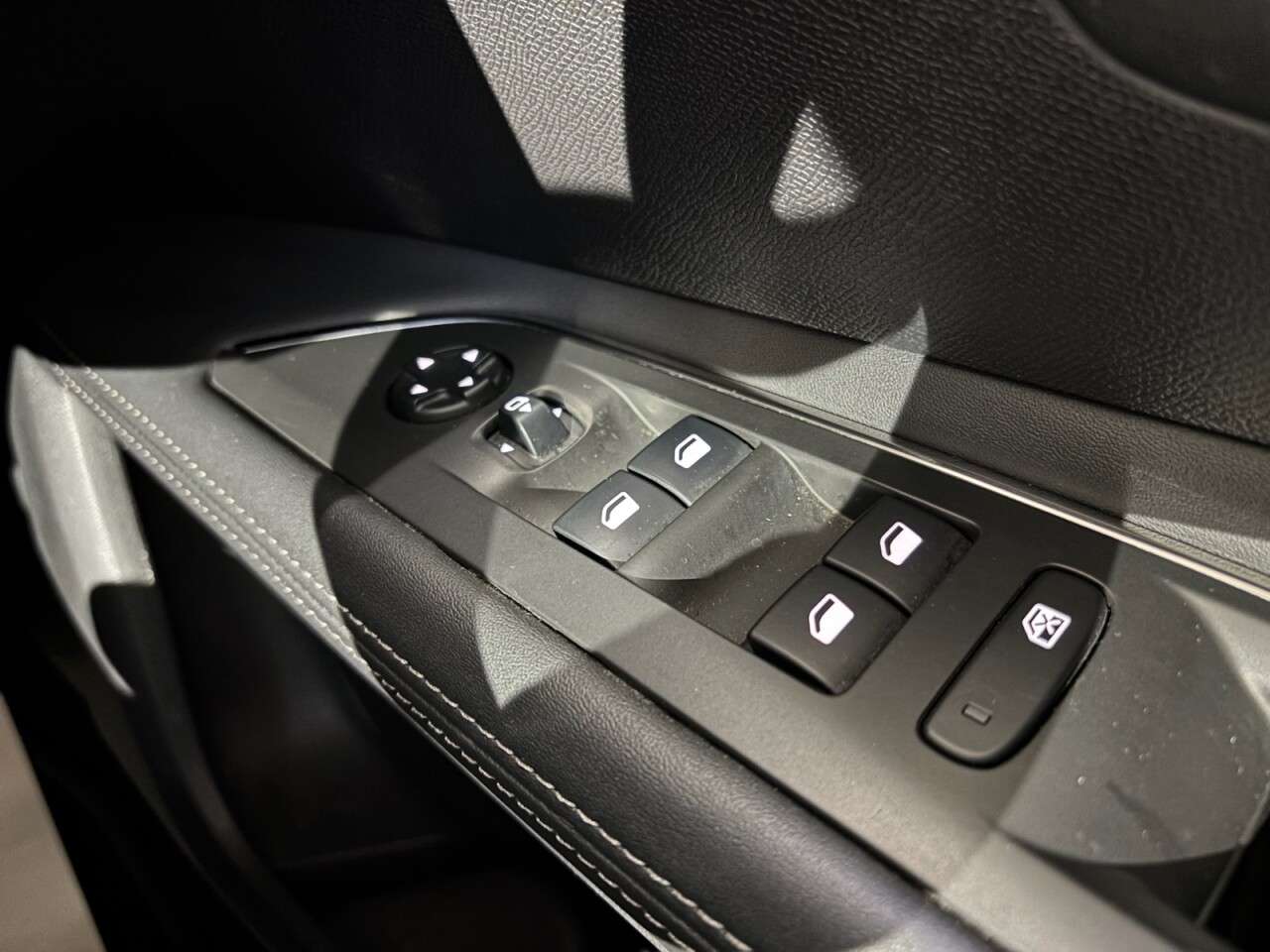 2019 PEUGEOT 3008 2019 PEUGEOT 3008