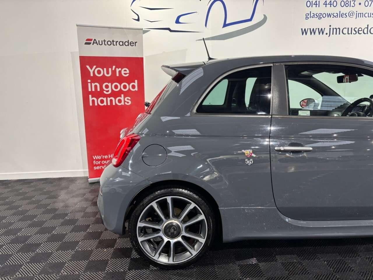 2018 ABARTH 595 2018 ABARTH 595