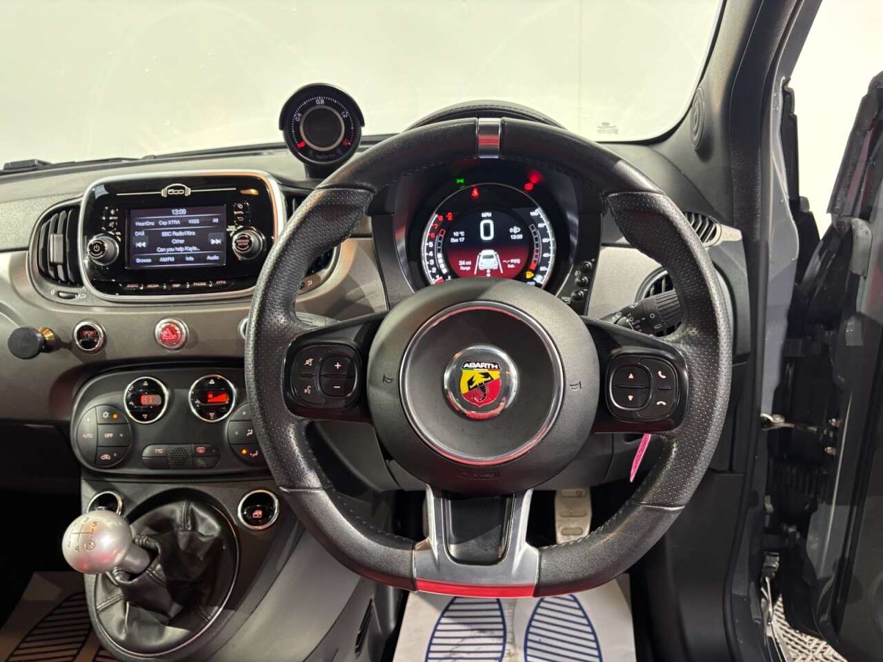 2018 ABARTH 595 2018 ABARTH 595