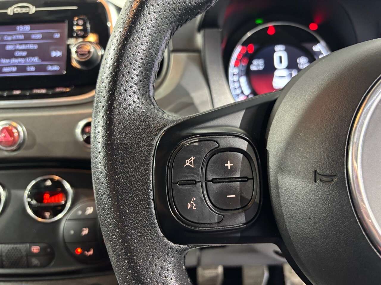 2018 ABARTH 595 2018 ABARTH 595