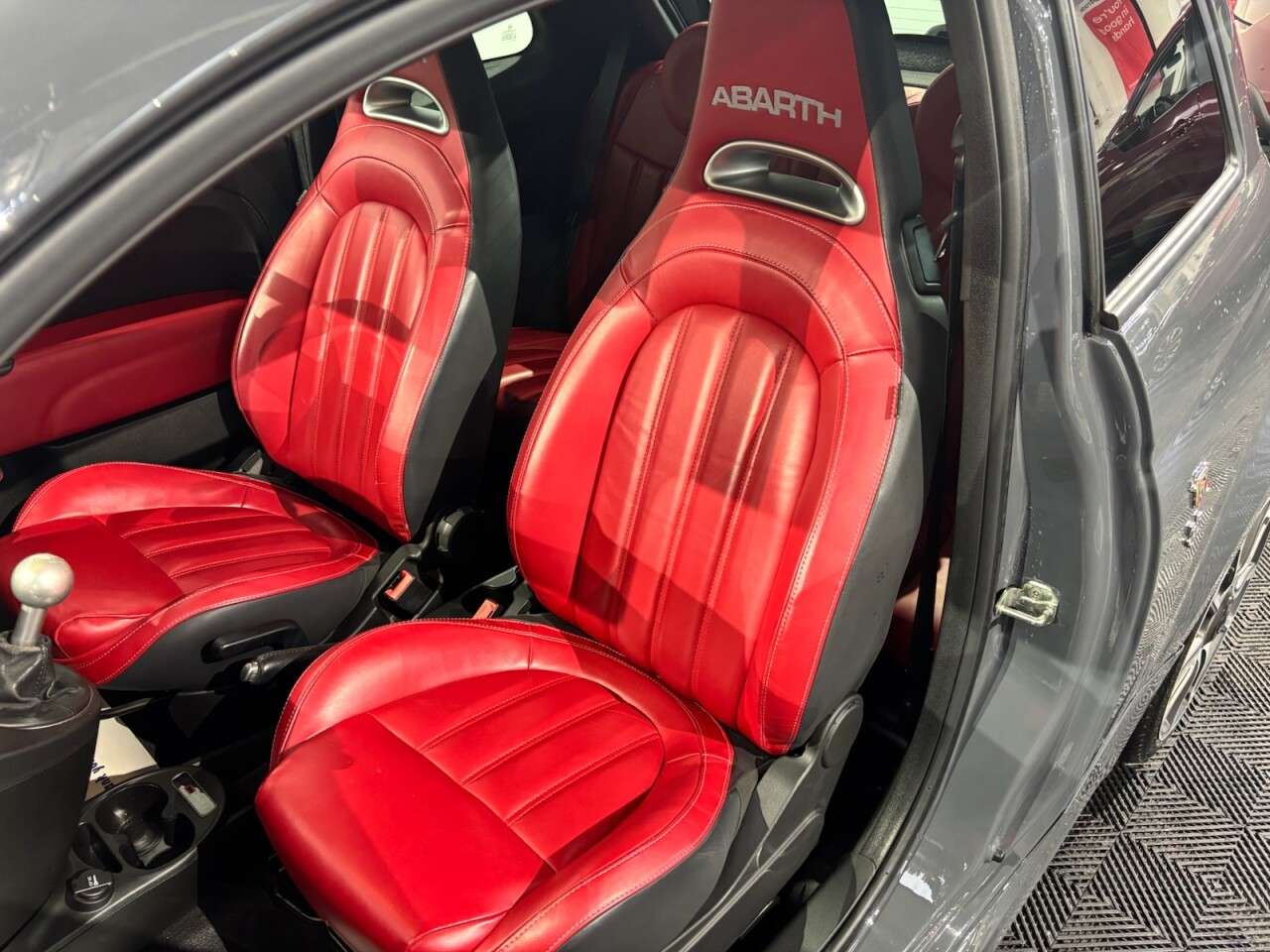 2018 ABARTH 595 2018 ABARTH 595