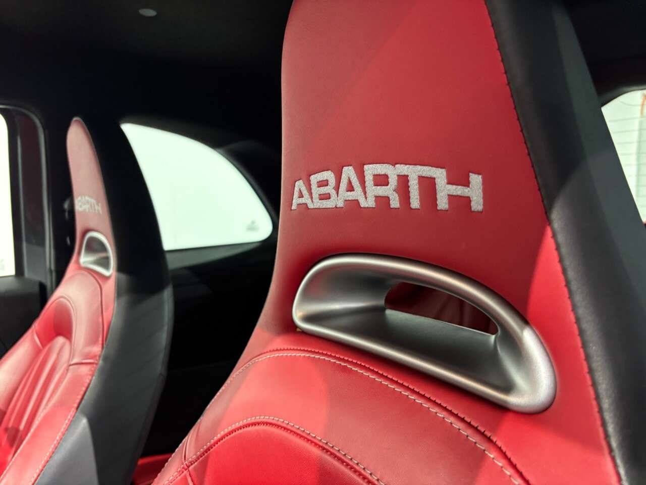 2018 ABARTH 595 2018 ABARTH 595