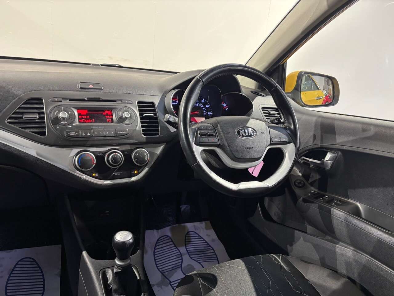 2015 KIA PICANTO 2015 KIA PICANTO