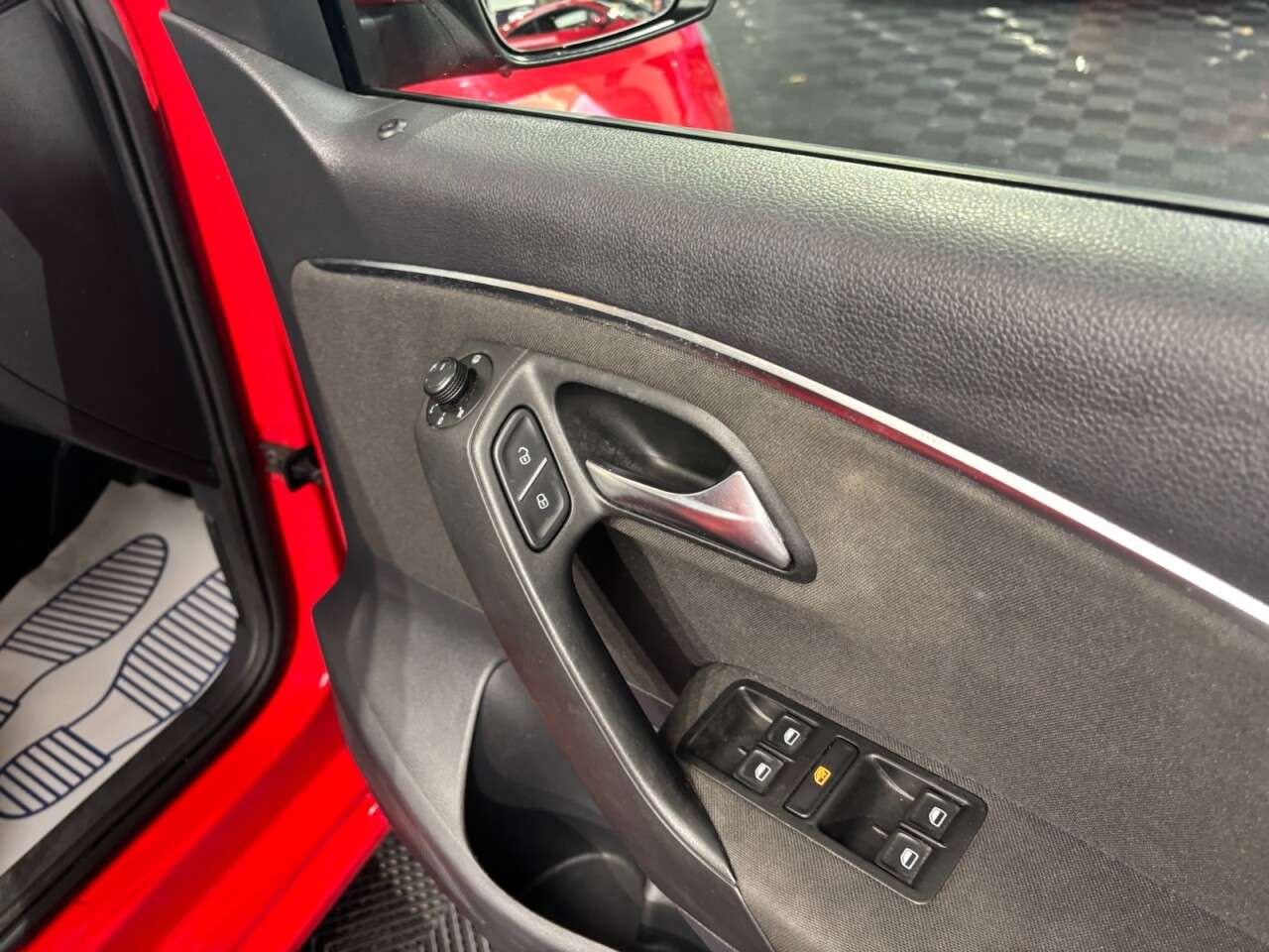 2015 VOLKSWAGEN POLO 2015 VOLKSWAGEN POLO