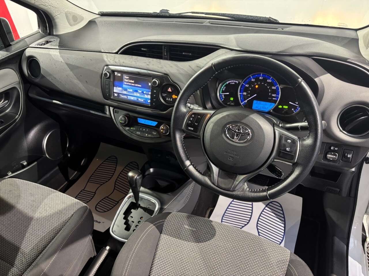 2017 TOYOTA YARIS 2017 TOYOTA YARIS