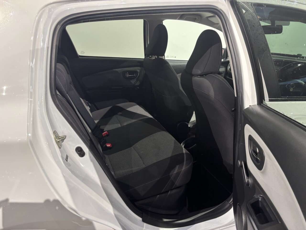 2017 TOYOTA YARIS 2017 TOYOTA YARIS