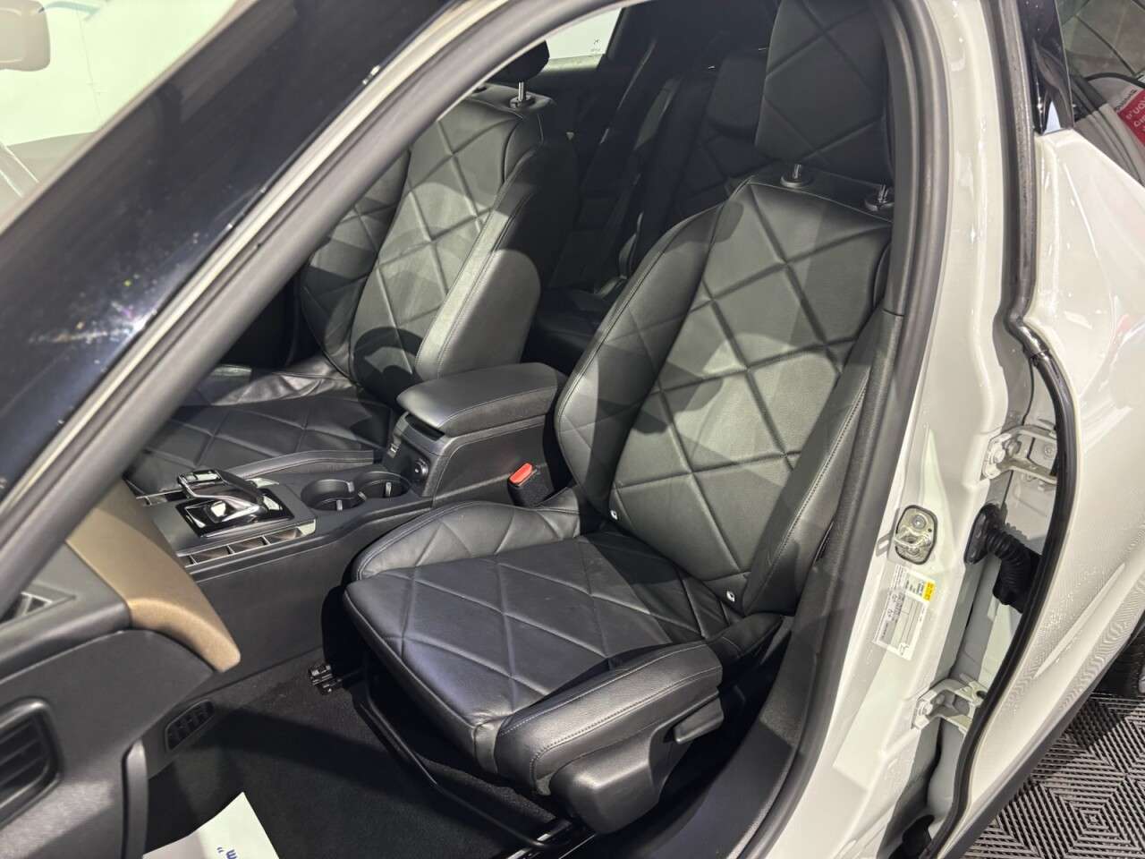 2020 DS AUTOMOBILES DS 3 2020 DS AUTOMOBILES DS 3