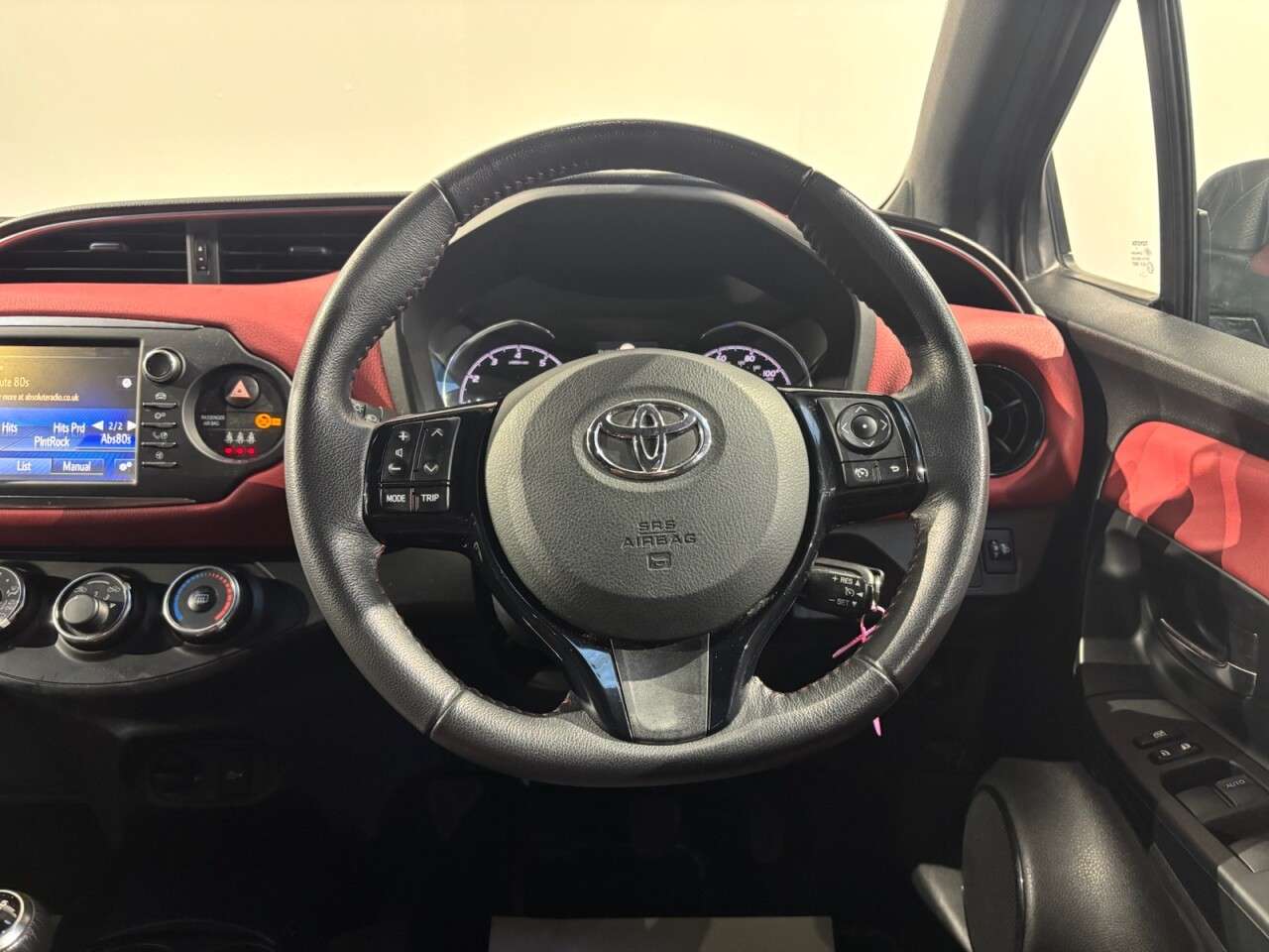 2017 TOYOTA YARIS 2017 TOYOTA YARIS