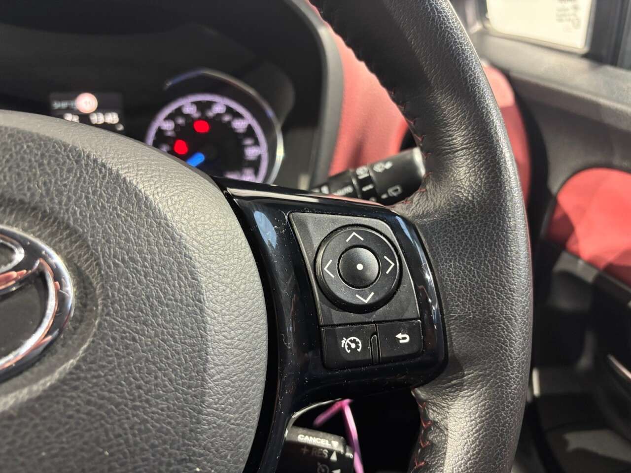 2017 TOYOTA YARIS 2017 TOYOTA YARIS