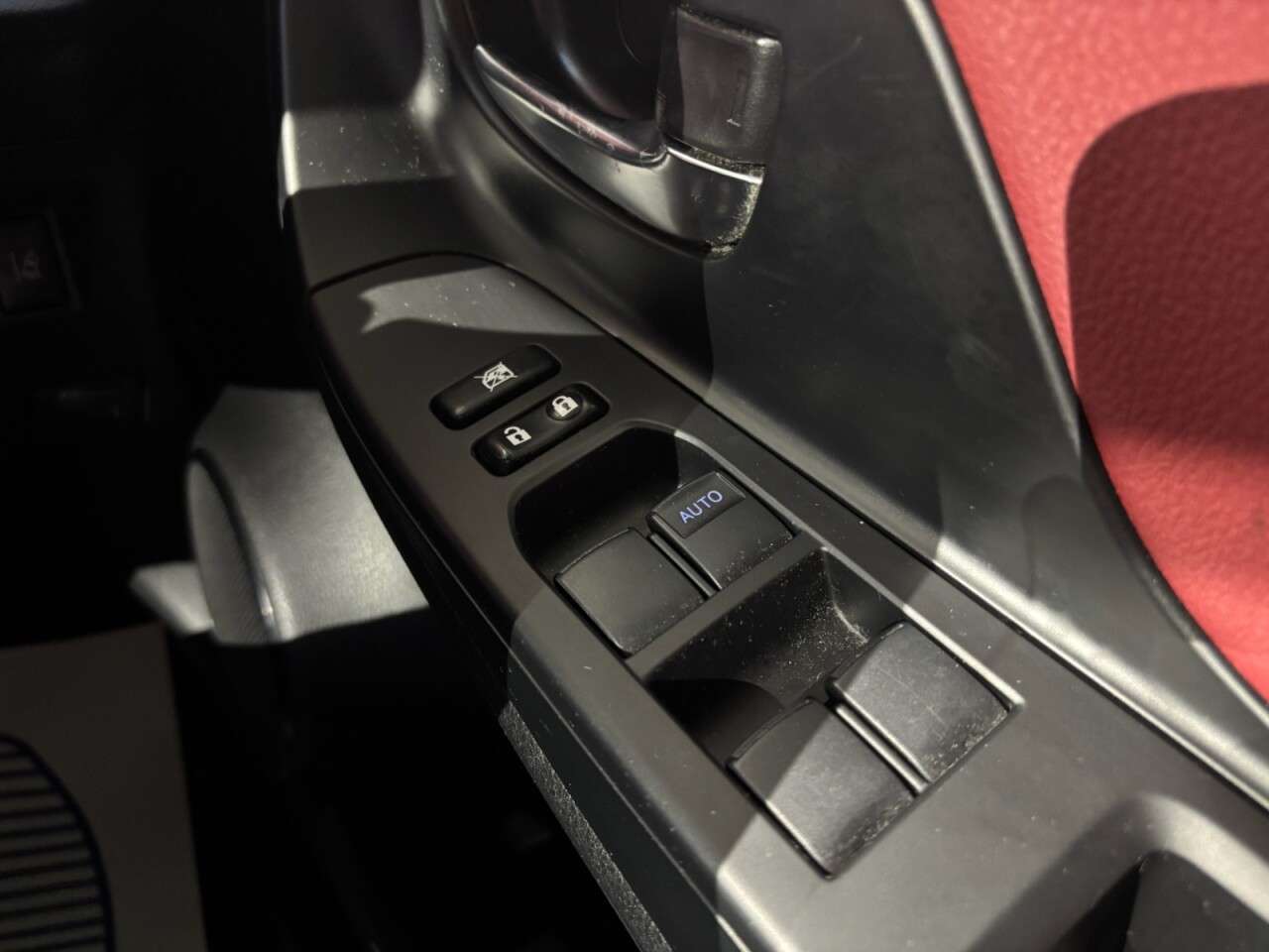 2017 TOYOTA YARIS 2017 TOYOTA YARIS