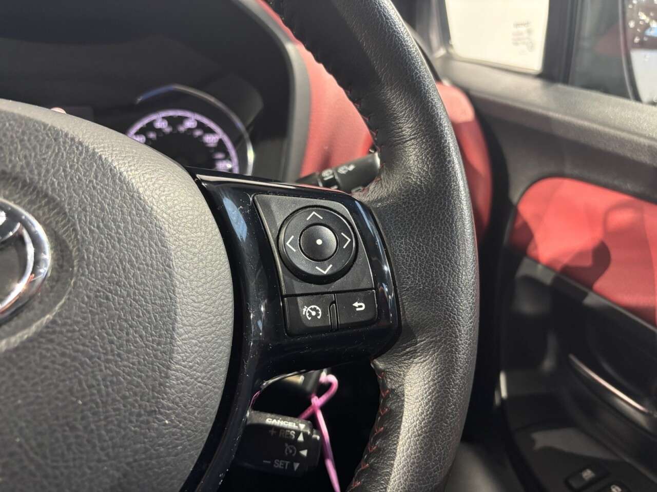 2017 TOYOTA YARIS 2017 TOYOTA YARIS