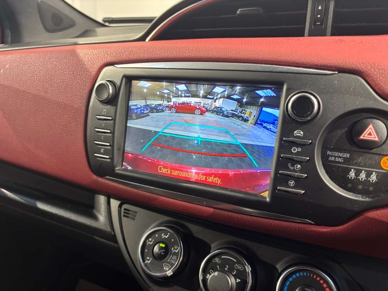 2017 TOYOTA YARIS 2017 TOYOTA YARIS