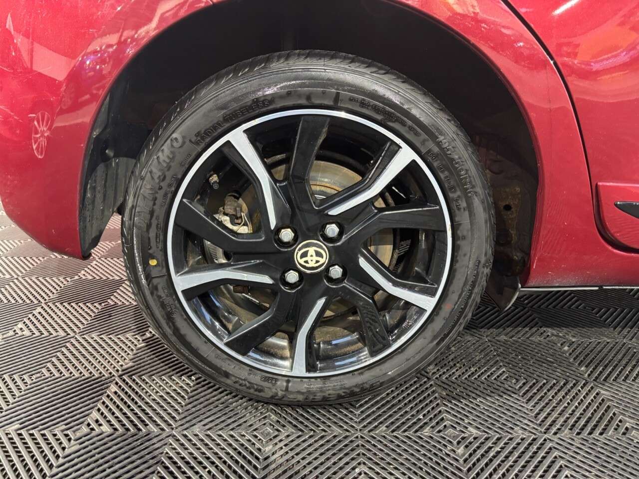 2017 TOYOTA YARIS 2017 TOYOTA YARIS