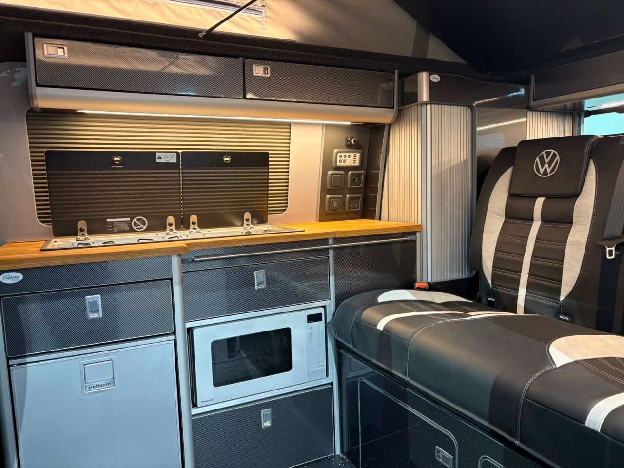 2024 VOLKSWAGEN TRANSPORTER CAMPERVAN 2024 VOLKSWAGEN TRANSPORTER CAMPERVAN
