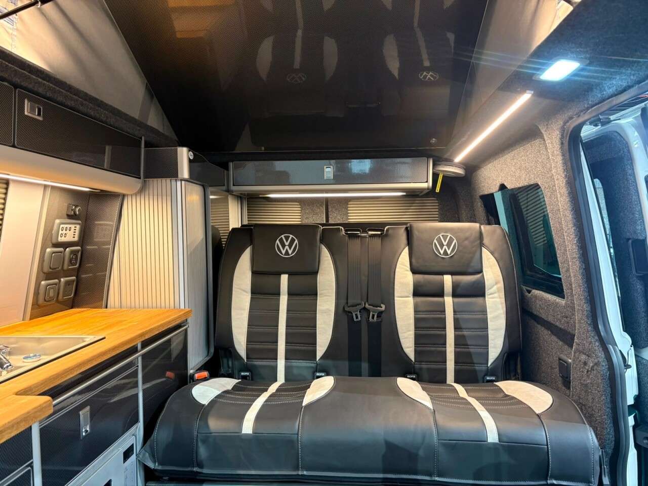 2024 VOLKSWAGEN TRANSPORTER CAMPERVAN 2024 VOLKSWAGEN TRANSPORTER CAMPERVAN