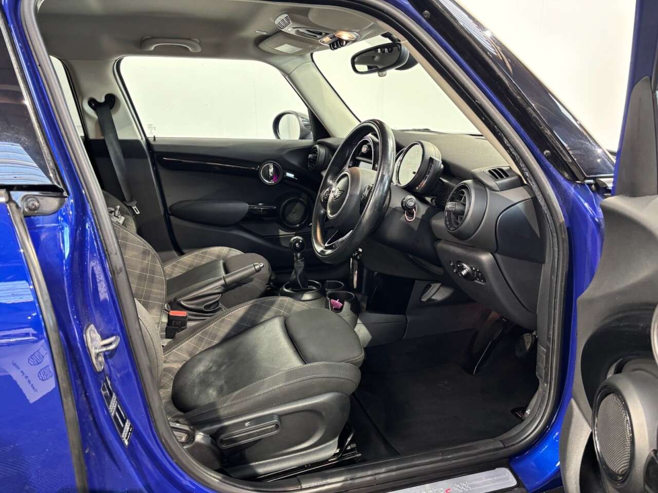 2018 MINI HATCH 2018 MINI HATCH