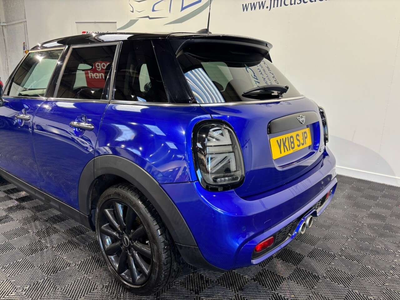 2018 MINI HATCH 2018 MINI HATCH
