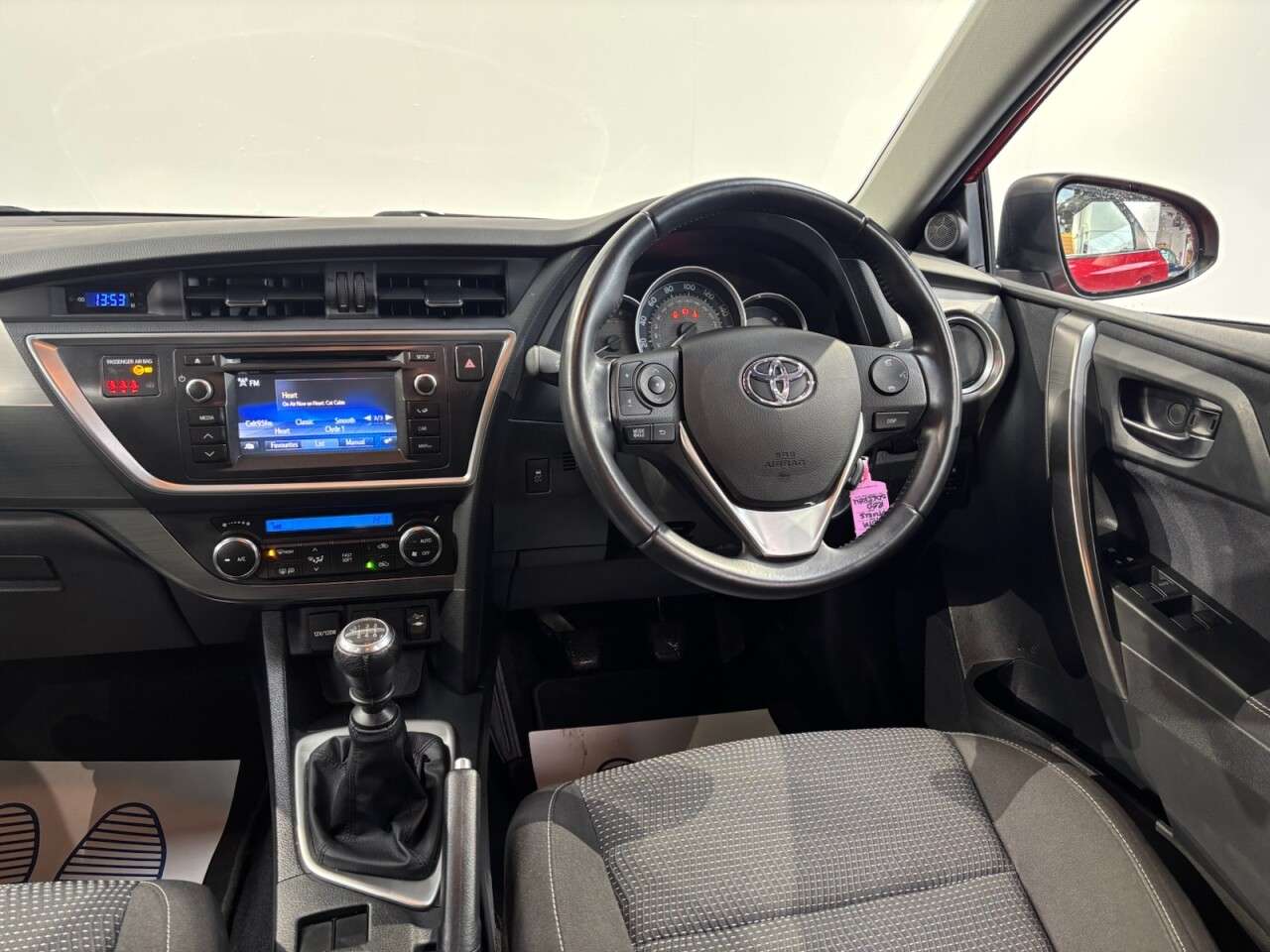 2015 TOYOTA AURIS 2015 TOYOTA AURIS